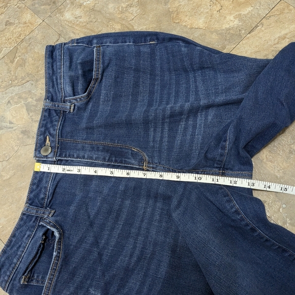 A.N.A Size 12 Dark Wash Blue High Rise Wide Leg Lightly Distressed Denim Jeans - Picture 8 of 8